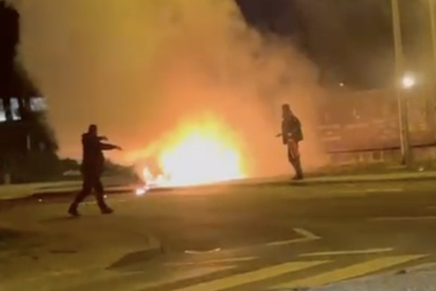 Zapalio se automobil u Zagrebu