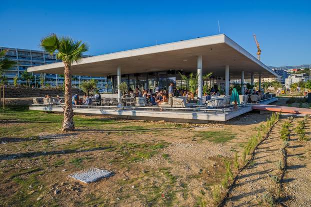 Split: Novootvoreni kafići na Žnjanskom platou: Gaal i Central Beach