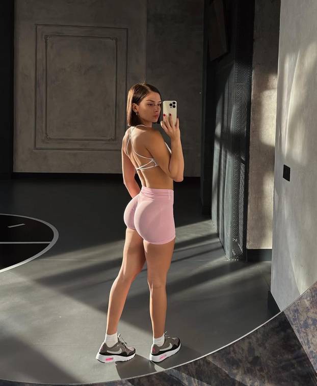 Tijelo kao iz snova, evo zašto ovu Srpkinju prati milijun ljudi