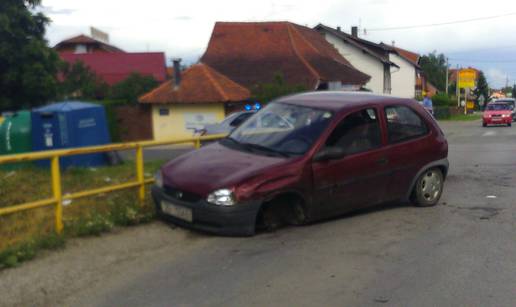 Dvoje ozlijeđenih u sudaru dva auta u Sesvetskom Kraljevcu