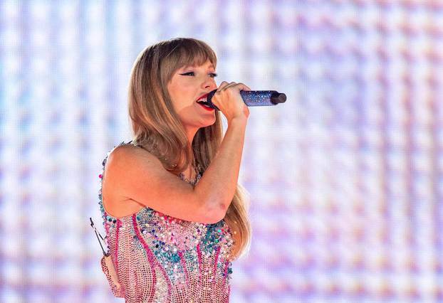 Taylor Swift performs Eras in Las Vegas