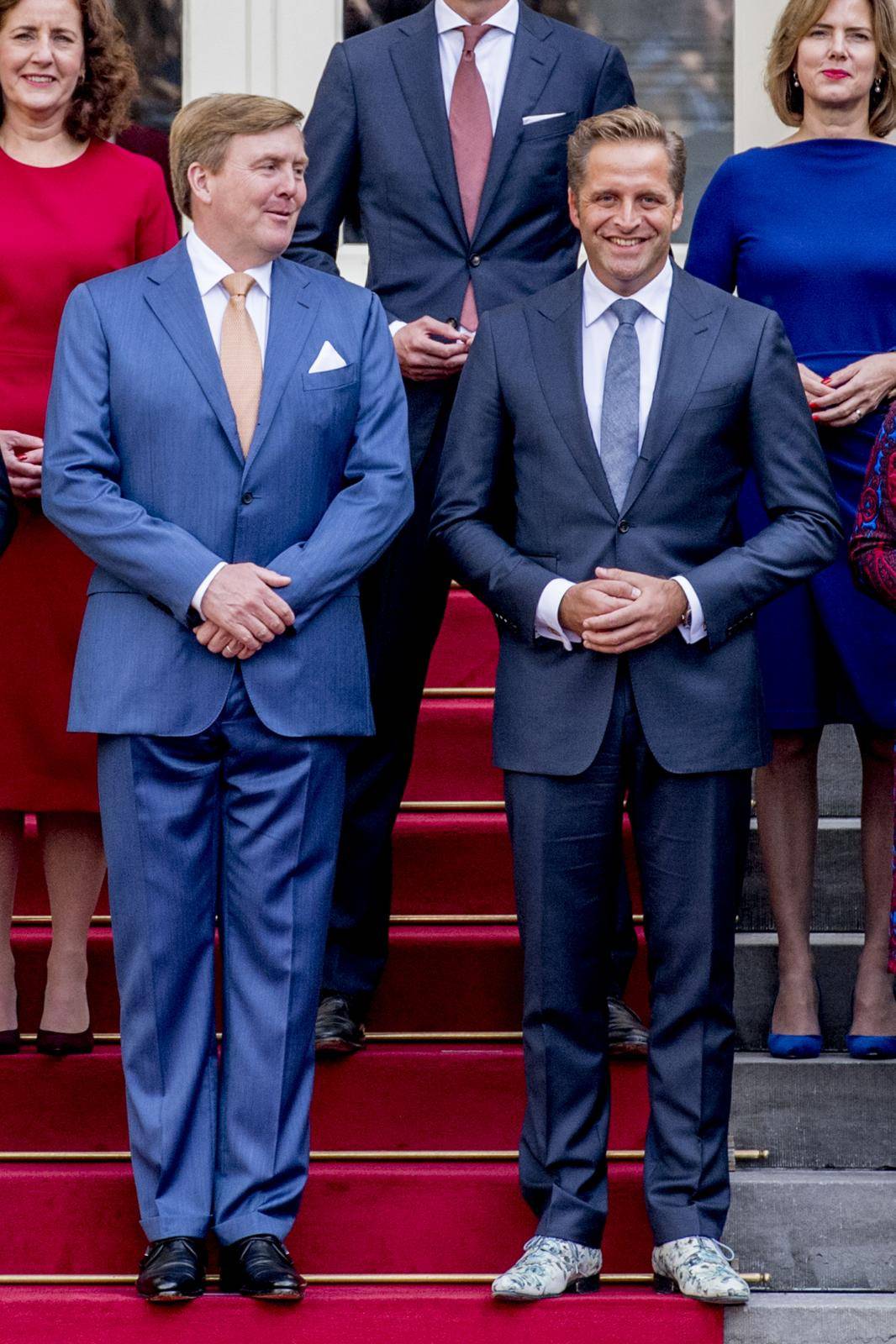 King Willem-Alexander Poses With New Cabinet - The Hague