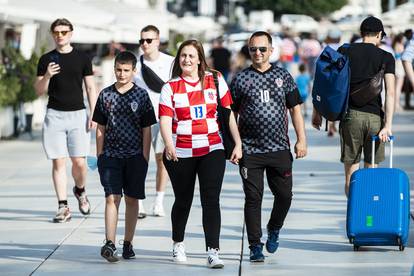 Hrvatski navijači uoči večerašnje utakmice protiv Slovenije