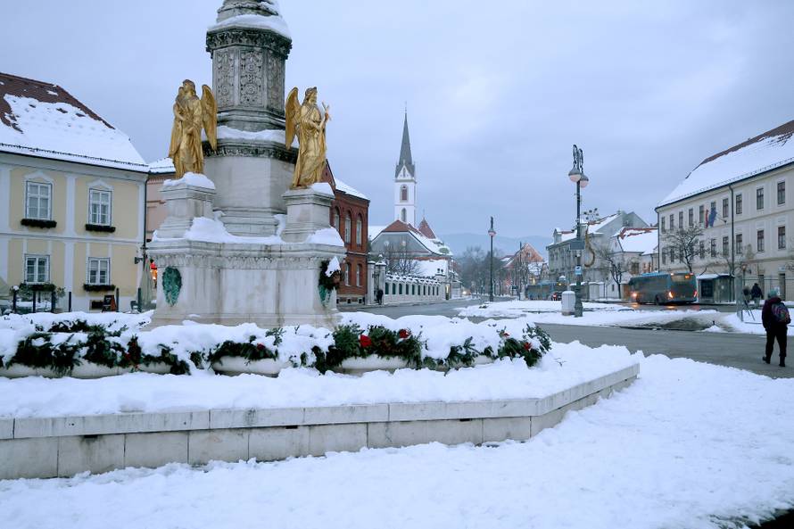 Zagreb: Hladno i oblačno jutro, očekuje se promjena vremena i ledena kiša