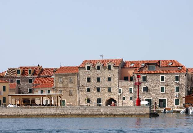 FOTO Ovo je najniži naseljeni otok u Hrvatskoj: Znate li po čemu je još poseban?