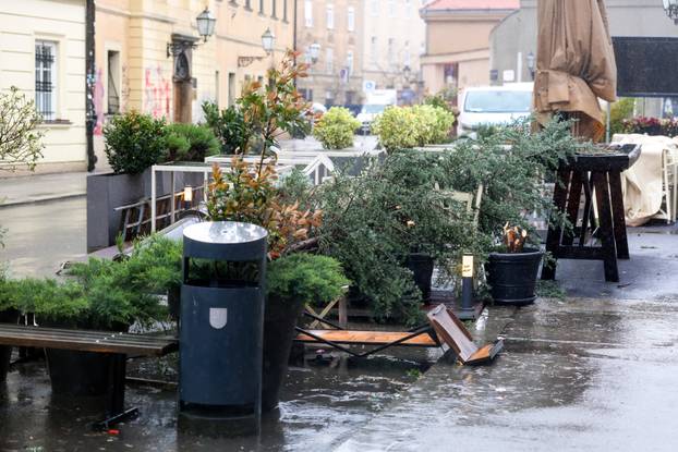 Zagreb: U staroj Vlaškoj popadale žardinjere 