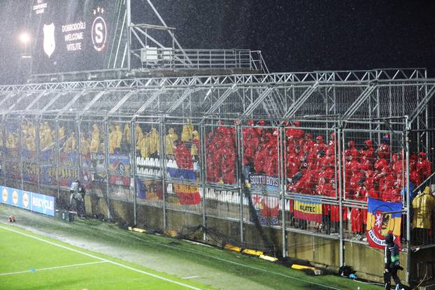 Zagrijavanje nogometaša Rijeke i Sparte Prag uoči početka susreta 2. kola Konferencijske lige