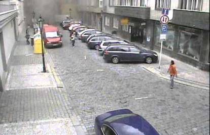 Češka policija objavila snimku jake eksplozije plina u Pragu