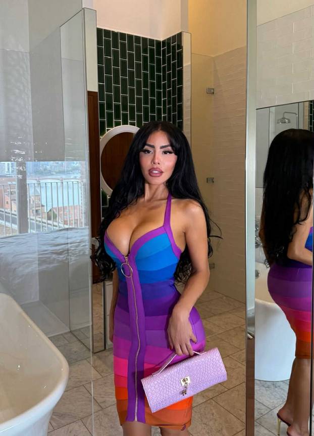 FOTO Pomiče granice onoga što se može pokazati u javnosti: 'Slatka sam kao pravi bombon'