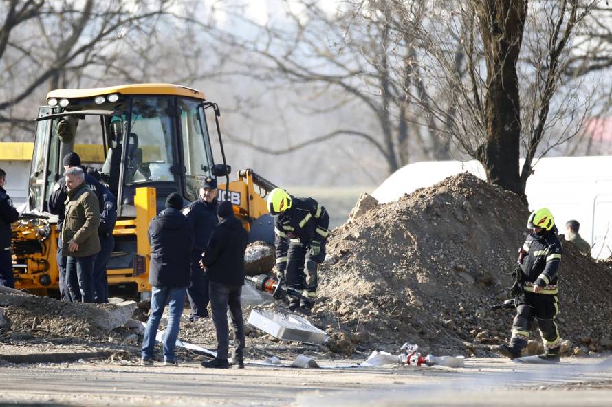 Zagreb: Nastavak očevida nakon pada letjelice na Jarunu