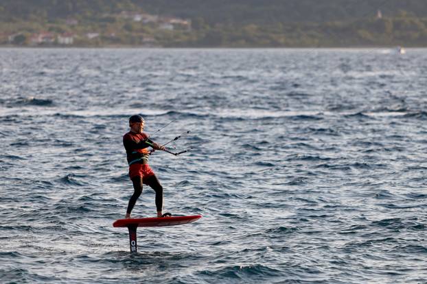 Zadar: Turisti uživaju u šetnji gradom