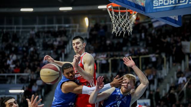 Košarkaši Crvene Zvezde pobijedili su Zadar s 76:95