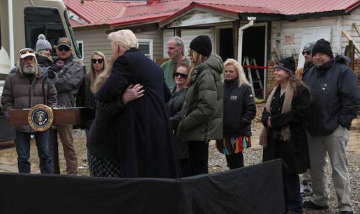 Trump nakon oluje u Sjevernoj Karolini, govorio o ukidanju  agencije za krizne situacije