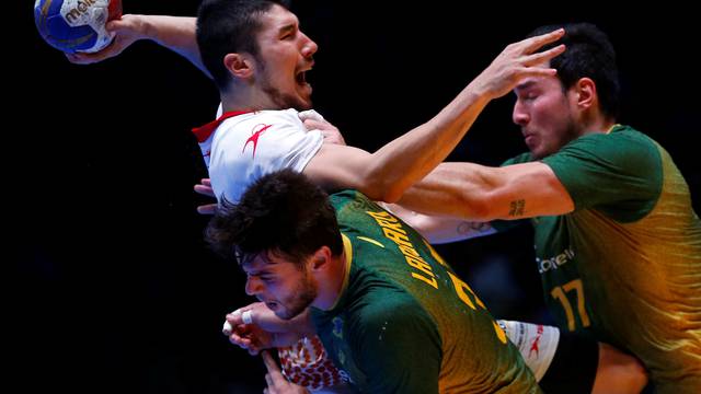 Men's Handball -  Spain v Brazil - 2017 Men's World Championship Second Round Eighth Finals