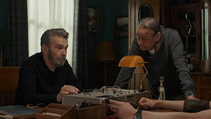 Večeras u seriji 'Slučajna obitelj' na Novoj TV: Hoće li Lovro nadmudriti Josipov detektor?