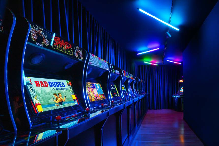 Prve konzole: Evo kako je prije više od pola stoljeća Pong započeo veliku eru videoigara