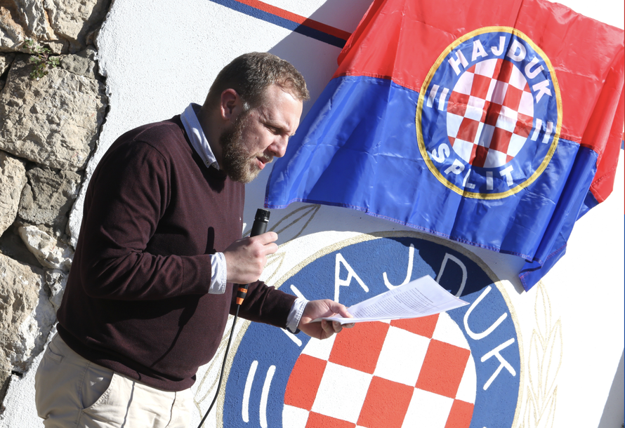 U Lapadu otkrivena spomen ploča barunu Niku Nardelliju