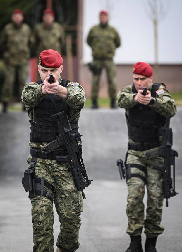 Zagreb: Dan otvorenih vrata Počasno-zaštitne bojne
