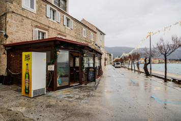 Ka&scaron;tela: &Ccaron;i&scaron;&cacute;enje ulica i objekata jo&scaron; traje, stigao i &zcaron;upan Bla&zcaron;enko Boban