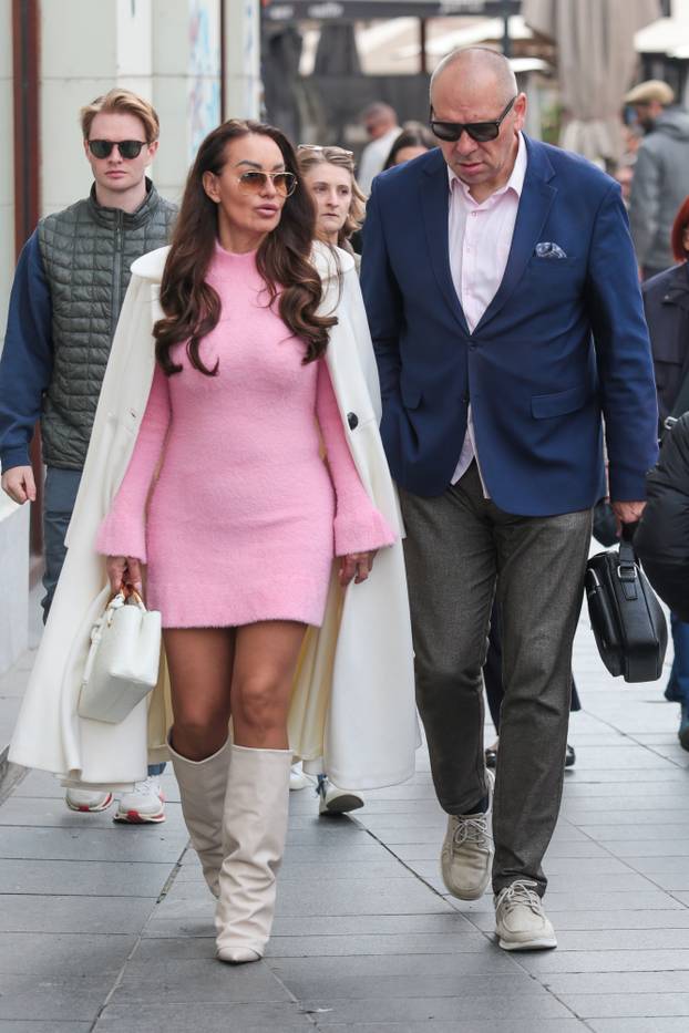 Zagreb: Marica Briški prošetala subotnjom špicom u društvu supruga Gordana Bičaka