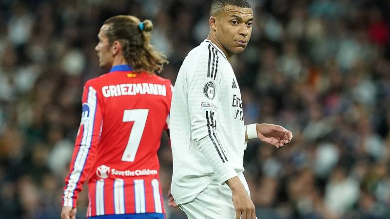 Atletiko Madrid v derbiju La Lige s petardo premagal Real Madrid