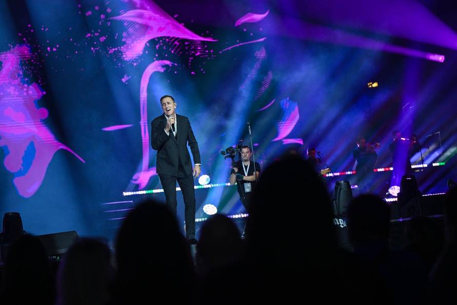 Zagreb: Koncert Sergeja Ćetkovića u Areni Zagreb