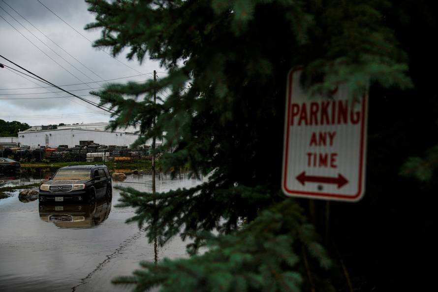 Heavy rain causes flooding in Westchester, New York