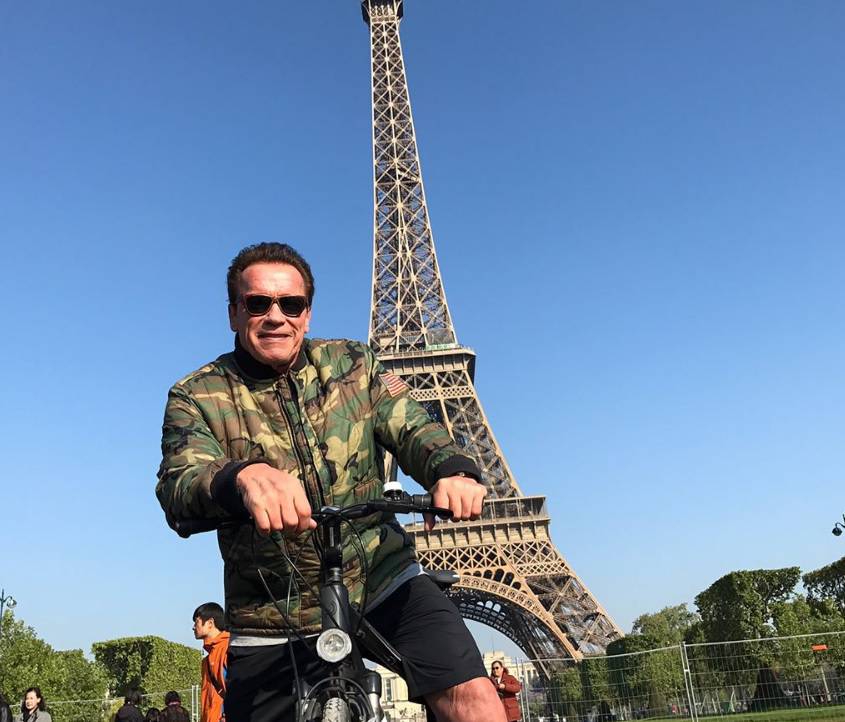 Nisu ga prepoznali: Arnold je turistima upao na fotografiju