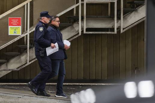 UŽIVO Imamo nevjerojatne detalje o mitu  za  Mikulića:  Na ispitivanje stigli on i kum...