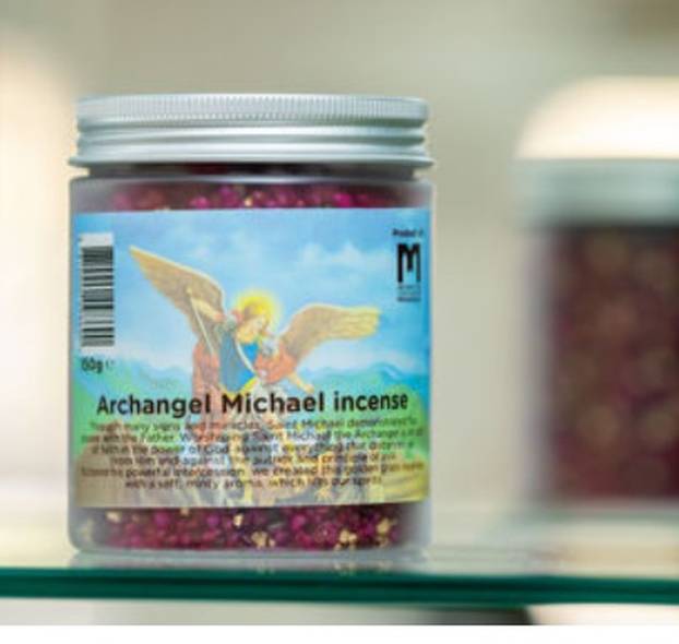 Maslinovo ulje, Livaja, svjetleći kipići Gospe i termosica: Ovo je ponuda trgovina iz Međugorja