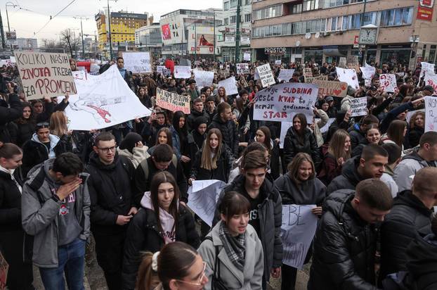 Novi prosvjed na ulicama Sarajeva nakon teške tramvajske nesreće