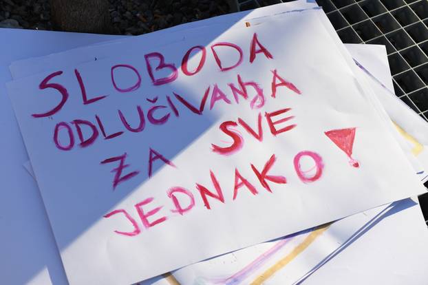 Šibenik: Okupljanje za zaštitu ženskih ljudskih prava