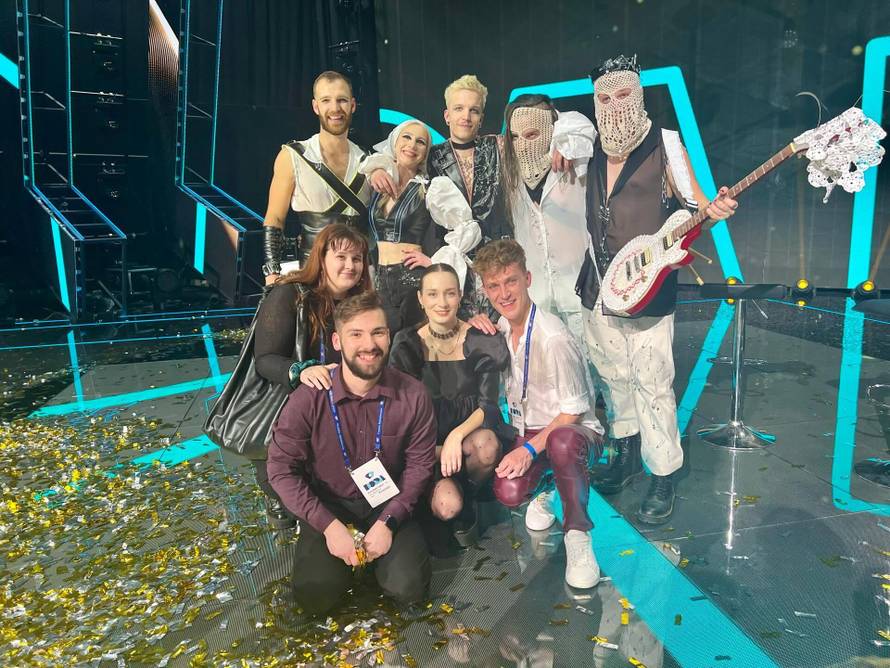 Lasagnu je na Doru nagovorio prijatelj, a njegov najmlađi član benda vratio se u školske klupe