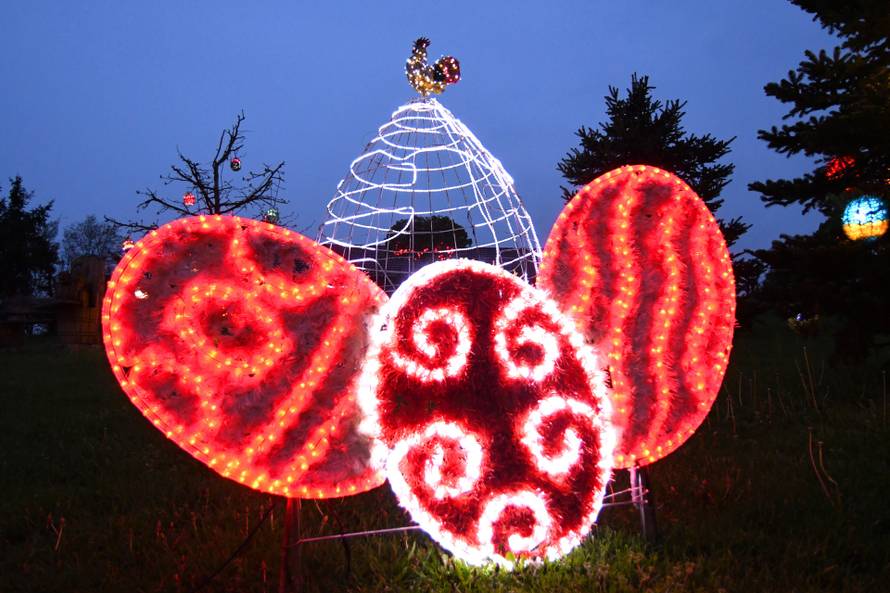 Grabovnica: Uskrsna čarolija svijetla obitelji Salaj