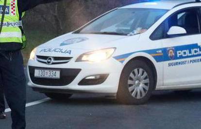 Nesreća kod Cetingrada:  Zabila se u policijski auto, teško je ozlijeđena 58-godišnjakinja