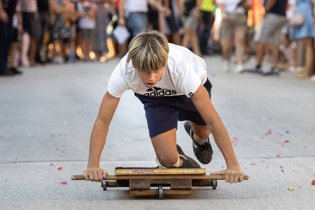 Zabavni program na tradicionalnoj Fešti od puži