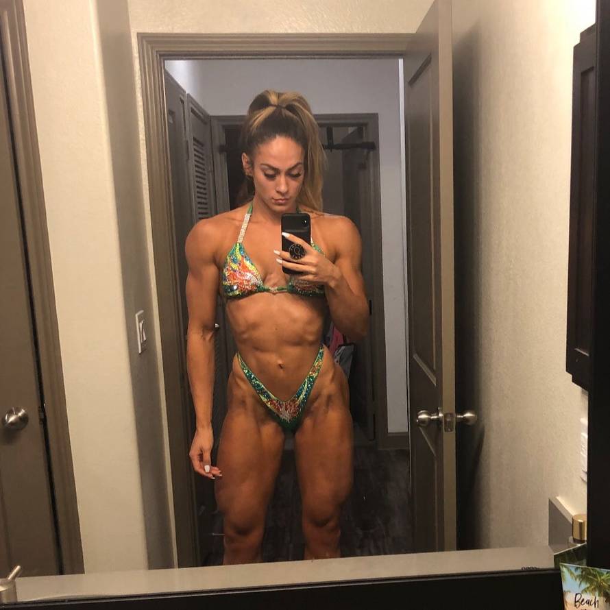 Jennifer Lopez ima dvojnicu: Mišićava Jay je bodybuilderica