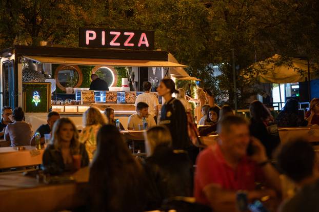 Zagreb: Otvoren Food Truck Festival