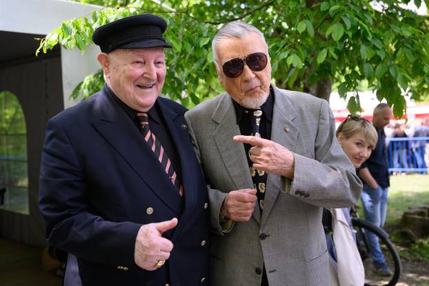 Zagreb: Okupljenje na proslavi Međunarodnog praznika rada u Maksimiru zabavljali Zdenka Kovačiček, Drago Diklić i Jimmy Stanić