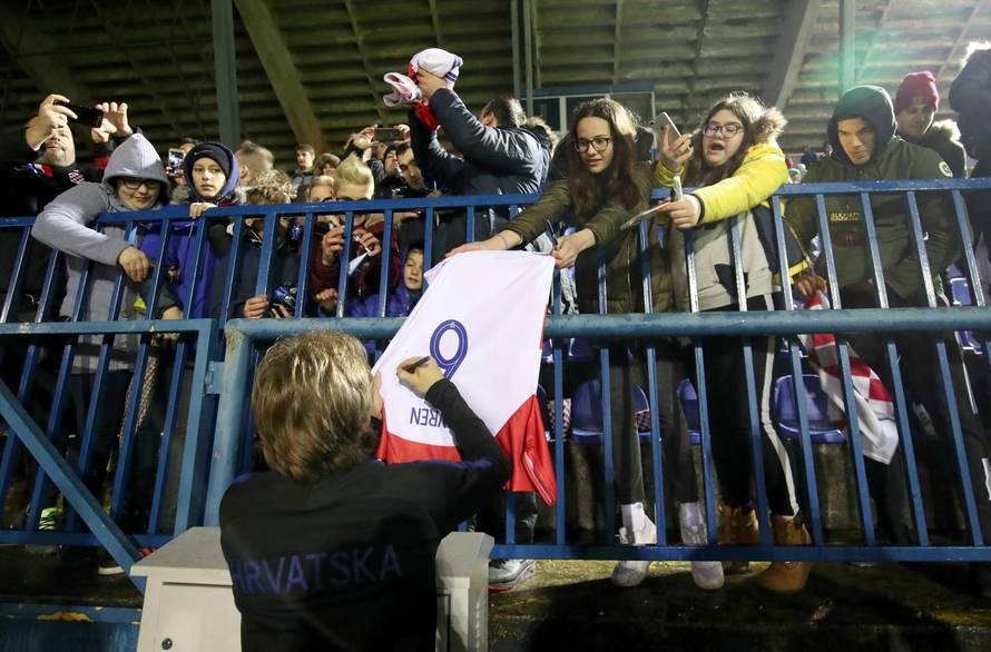 Tajno oružje za Azere: Dalić je imao svoje posebne pomoćnike