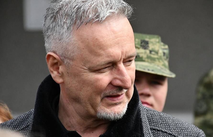 Na svečanoj prisegi ročnika u Požegi pozornost je privukla Diva Perković, kći pjevača Marka Perkovića Thompsona