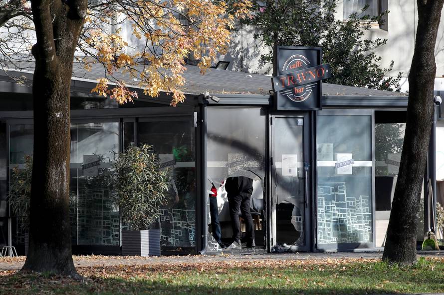 Zagreb: U ranim jutarnjim satima izbio požar u cafe baru Travno