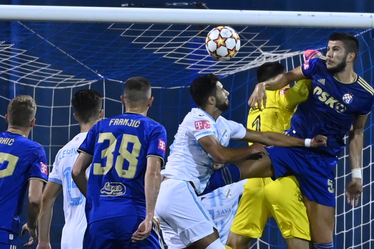 Dinamo i Rijeka sastali se u 3. kolu HT Prve lige