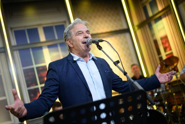 Zagreb: Predstavljanje novog albuma Davora Radolfija "Novi čovjek sam sutra"