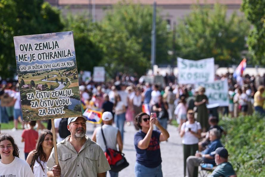 Zagreb: Okupljanje prosvjednika Hodaj za Liku, hodaj za Hrvatsku