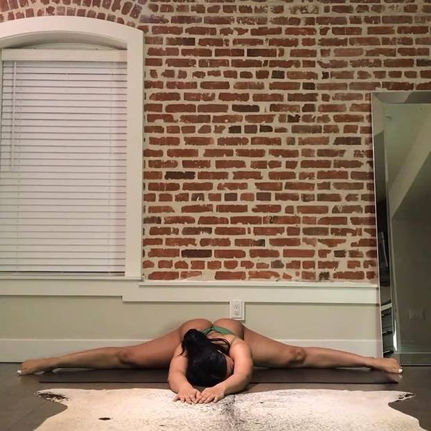 FOTO Evo zašto svi vole gledati dok Jessica vježba: 'Poze kakve ja radim  još niste vidjeli...'