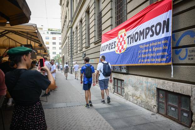 Zagreb: Atmosfera u centru grada uoči sutrašnjeg koncerta Marka Perkovića Thompsona