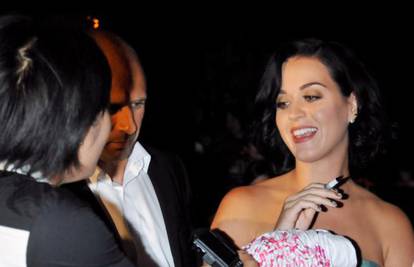 Katy Perry ostavila Mayera: On se jednostavno ne može vezati