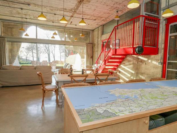 FOTO Od vojarne do top destinacije: Pogledajte kako je ratni bunker postao dom za odmor