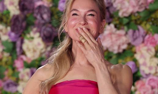 Je li Renee Zellweger zaručena? Ovaj detalj potaknuo glasine...